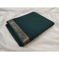 Women's Crepe Chit Pallu Solid Saree With Unstitched Blouse 5.5Mtr闁?Bottle Green)