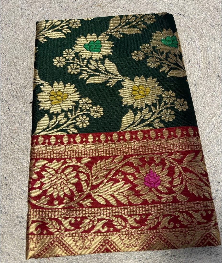 Women's Jacquard Floral Printed Saree With Unstitched Blouse - 5.5 Mtr (Dark Green-Red)