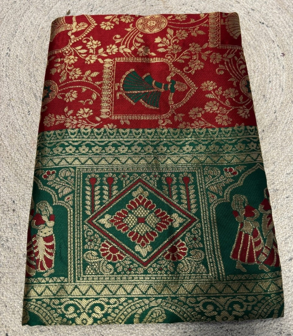 Women's Jacquard Printed Saree With Unstitched Blouse - 5.5 Mtr (Maroon-Green)